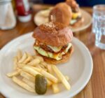 マクレーン オールドファッション ダイナー 蔵前 で食べる海外気分のハンバーガー