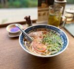 チョップスティックス 下北沢で食べる、もちもち自家製生麺フォー
