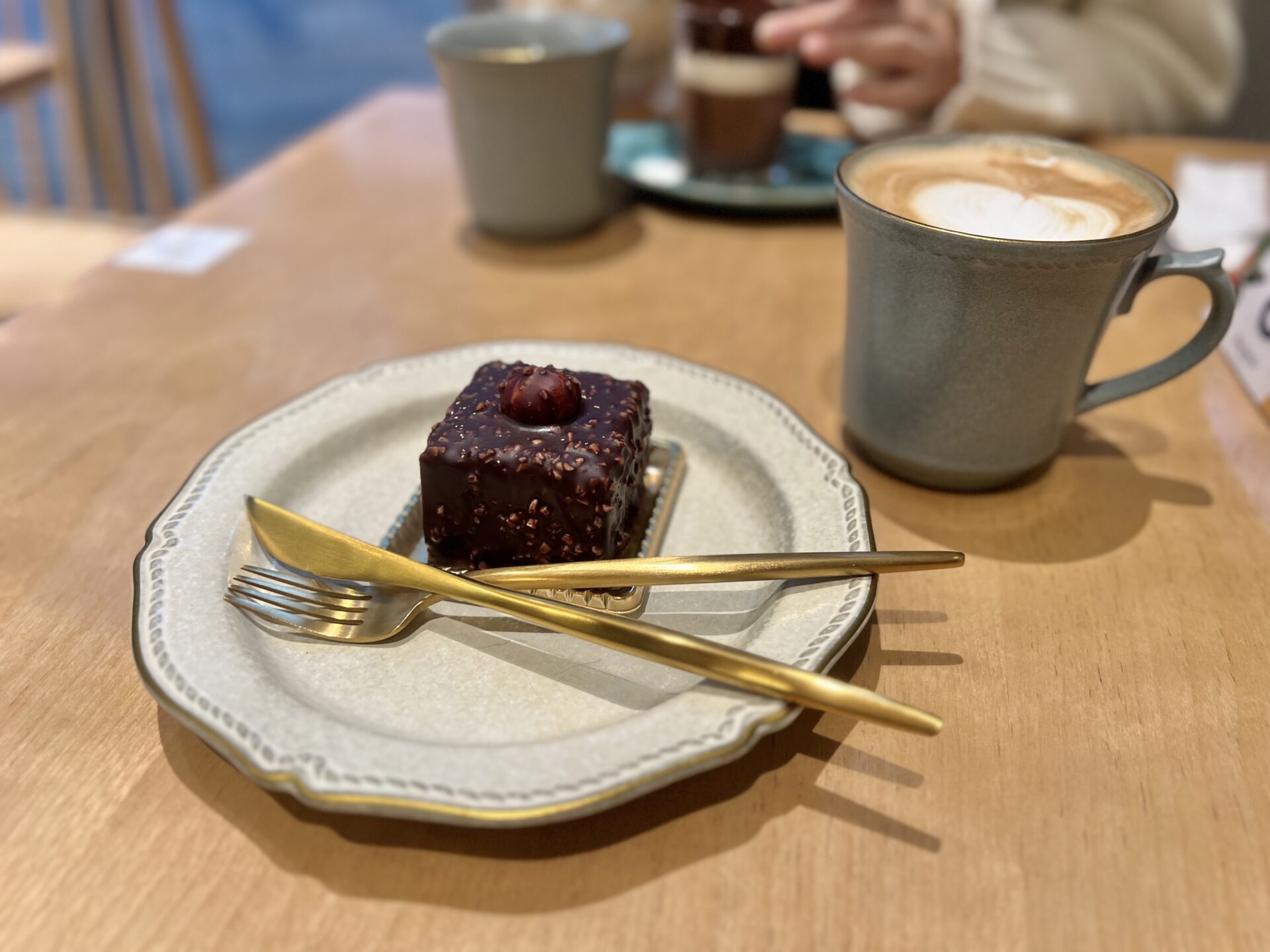 green bean to bar CHOCOLATE グリーンビーントゥバーチョコレート 日本橋 チョコレートケーキ