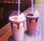 スイスの老舗チョコレート屋さんのショコラドリンク。リンツショコラカフェ 表参道