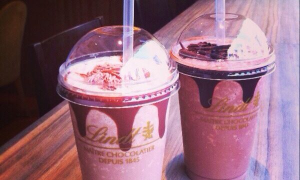 lindt chocolat cafe omotesando 201404