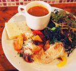 【閉店】海まで5分の古民家イタリアンで食べる、たっぷりしらすピザ osteria michi-kusa 逗子