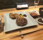 六本木の路地裏にある鉄板焼きの名店。鉄板焼き あおやま