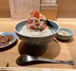 行列の理由が一口でわかる。日本橋の海鮮丼専門店 つじ半 日本橋